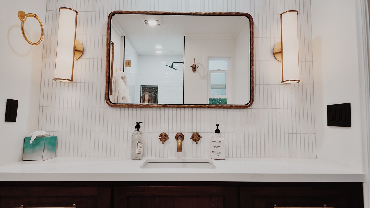 Photo of Bathroom in San Mateo Park