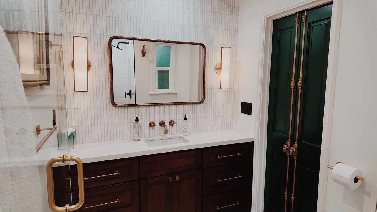 Photo of Bathroom in San Mateo Park