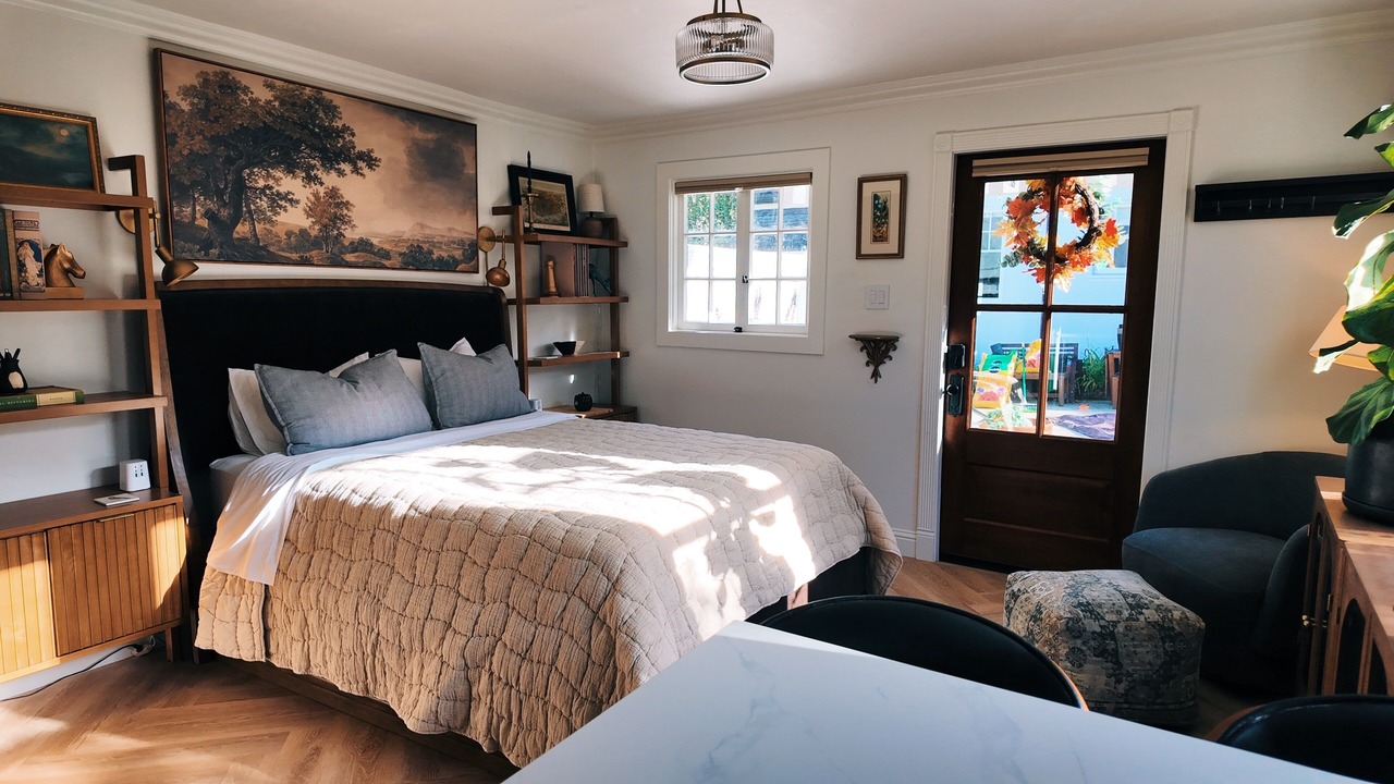 Photo of Bedroom in San Mateo Park