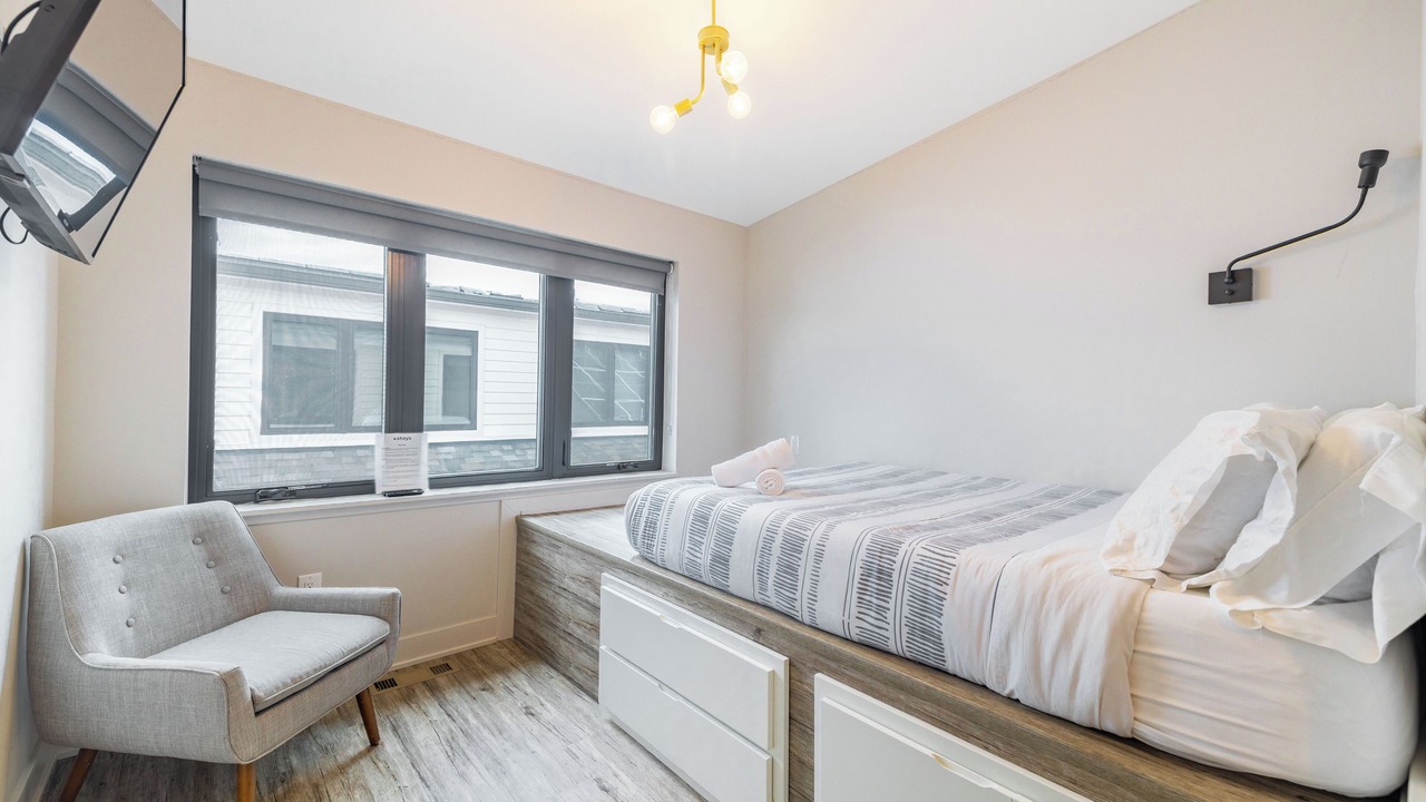 Photo of Bedroom in Burns Park