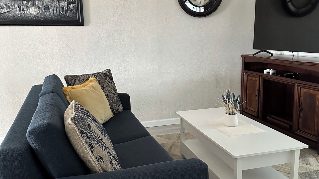 Photo of Livingroom in Tulsa