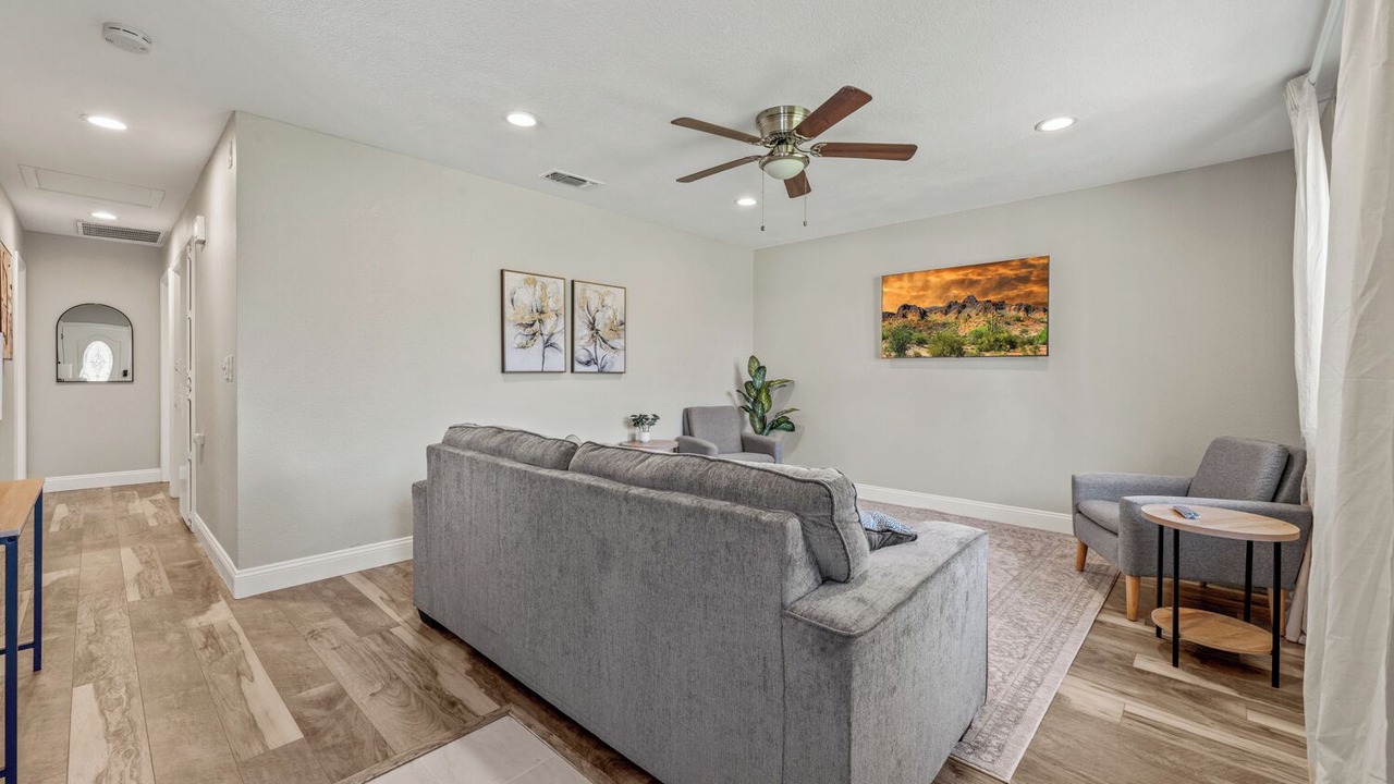 Photo of Livingroom in Elverta