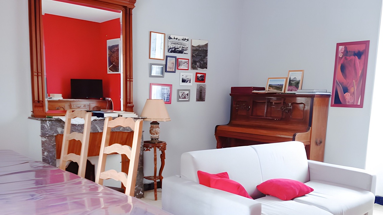 Photo of Livingroom in Saint-Rome-de-Tarn