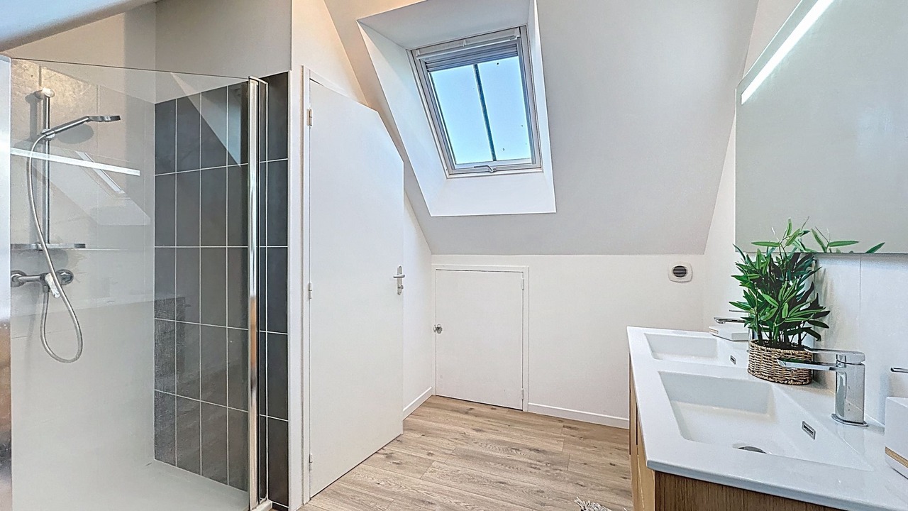 Photo of Bathroom in La Bernerie-en-Retz