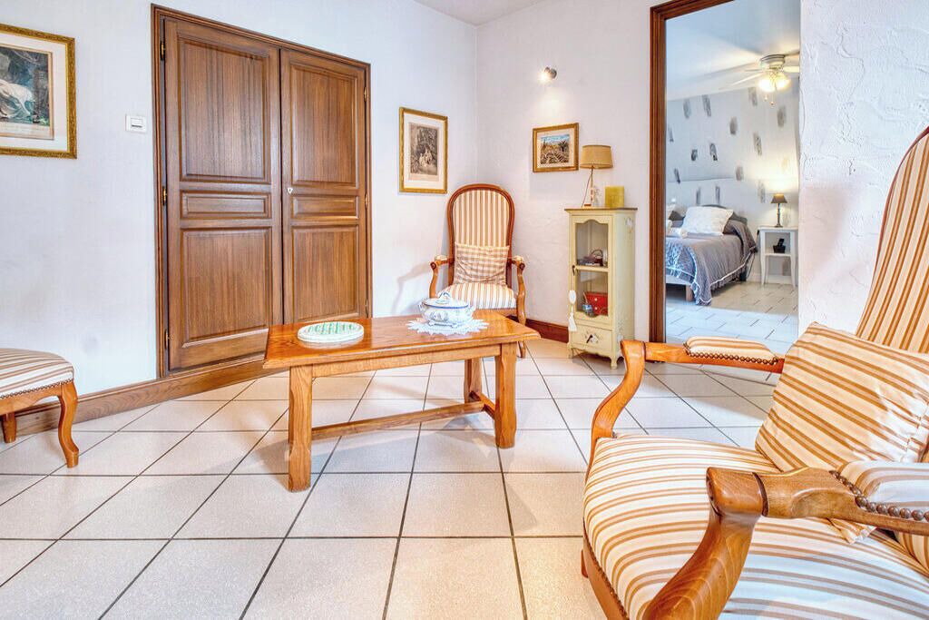 Photo of Bedroom in Le Lardin-Saint-Lazare