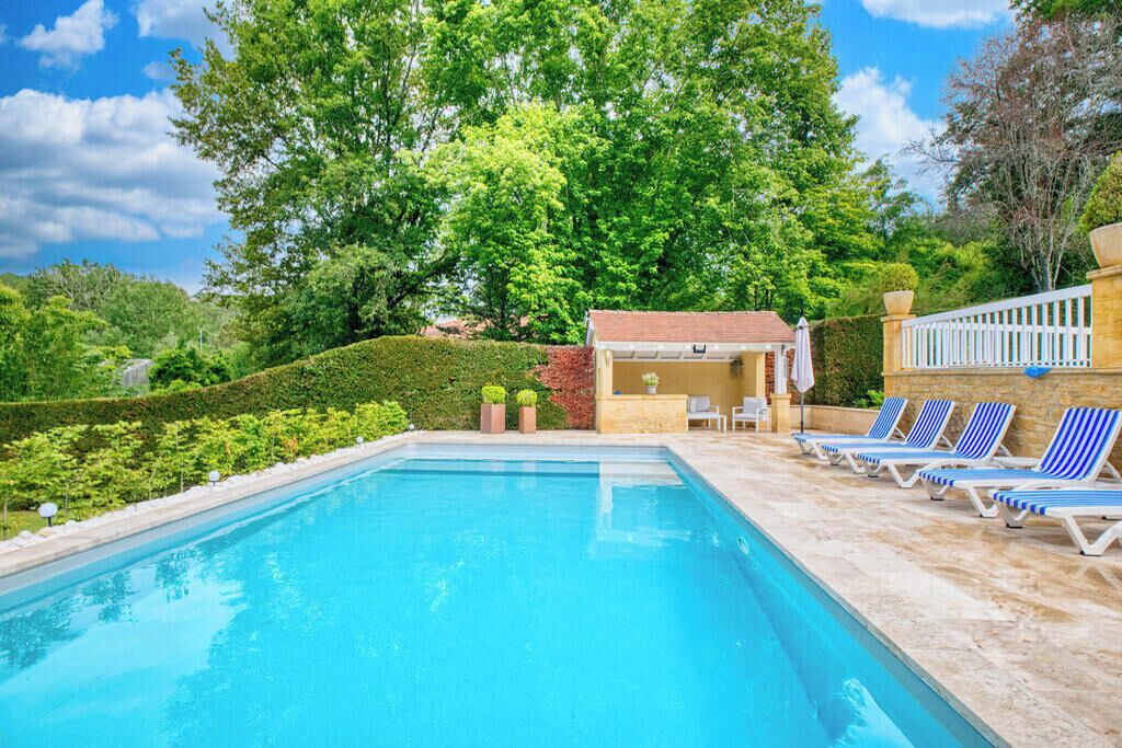 Photo of Outdoor in Le Lardin-Saint-Lazare