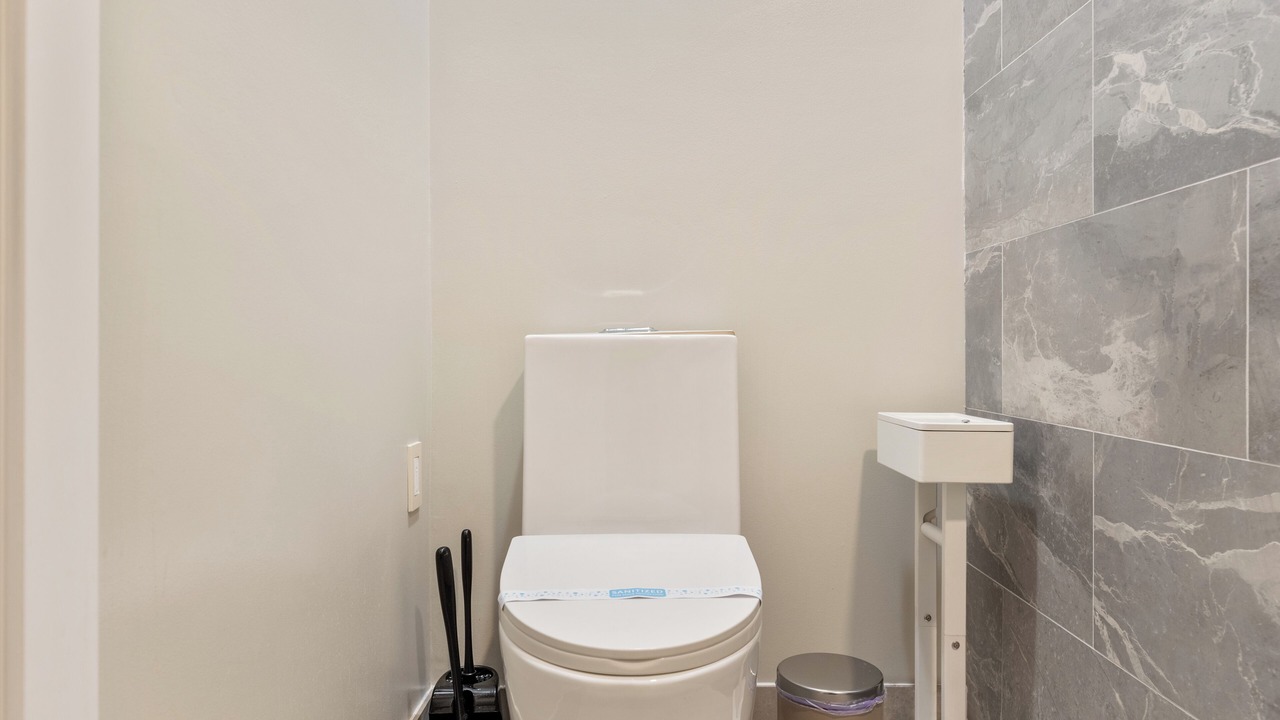 Photo of Bathroom in Sunland-Tujunga