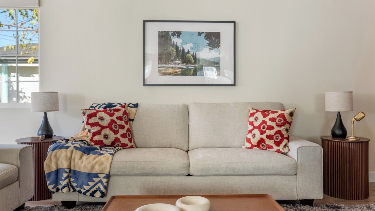 Photo of Livingroom in Sunland-Tujunga