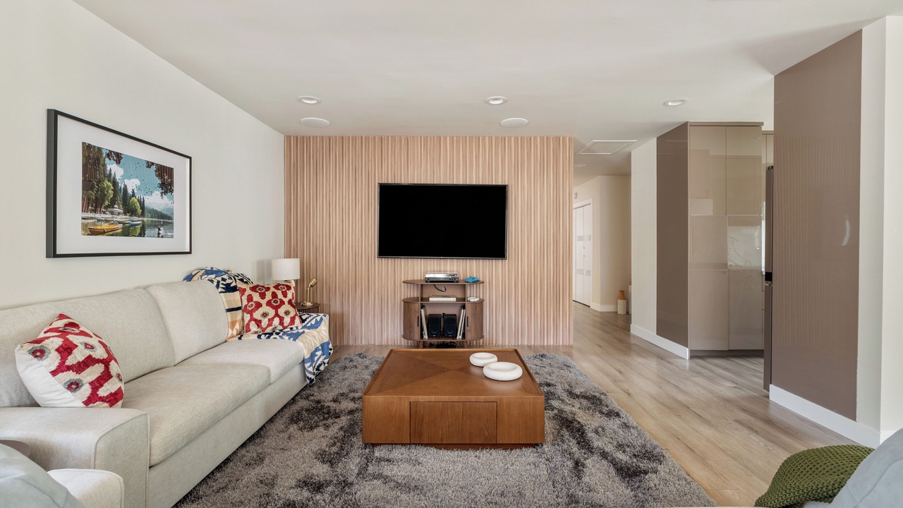 Photo of Livingroom in Sunland-Tujunga