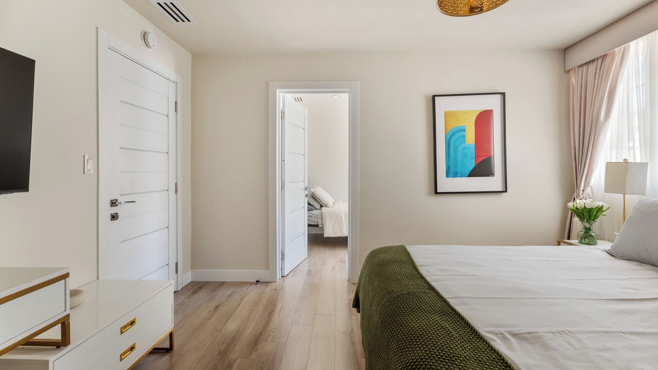 Photo of Bedroom in Sunland-Tujunga