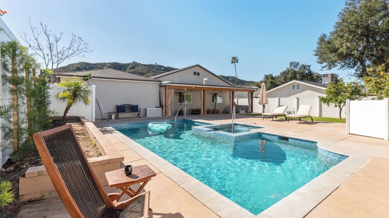 Photo of Outdoor in Sunland-Tujunga