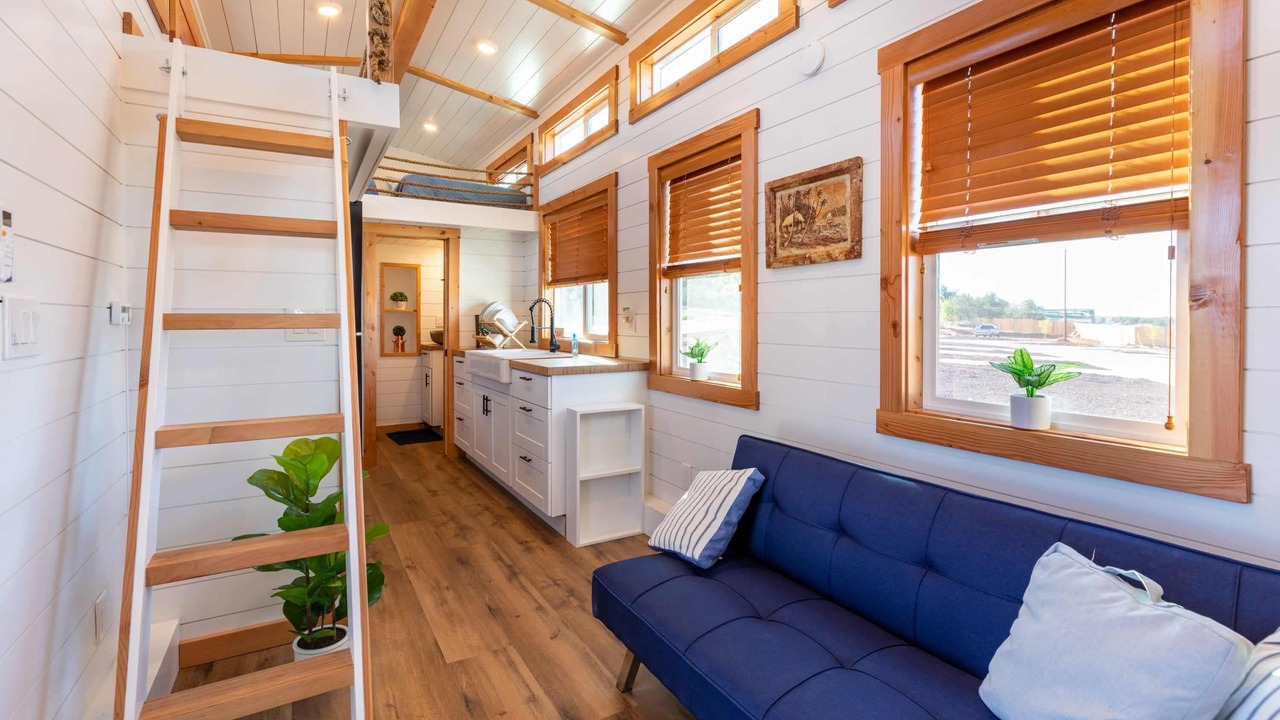 Photo of Bedroom in Apple Valley