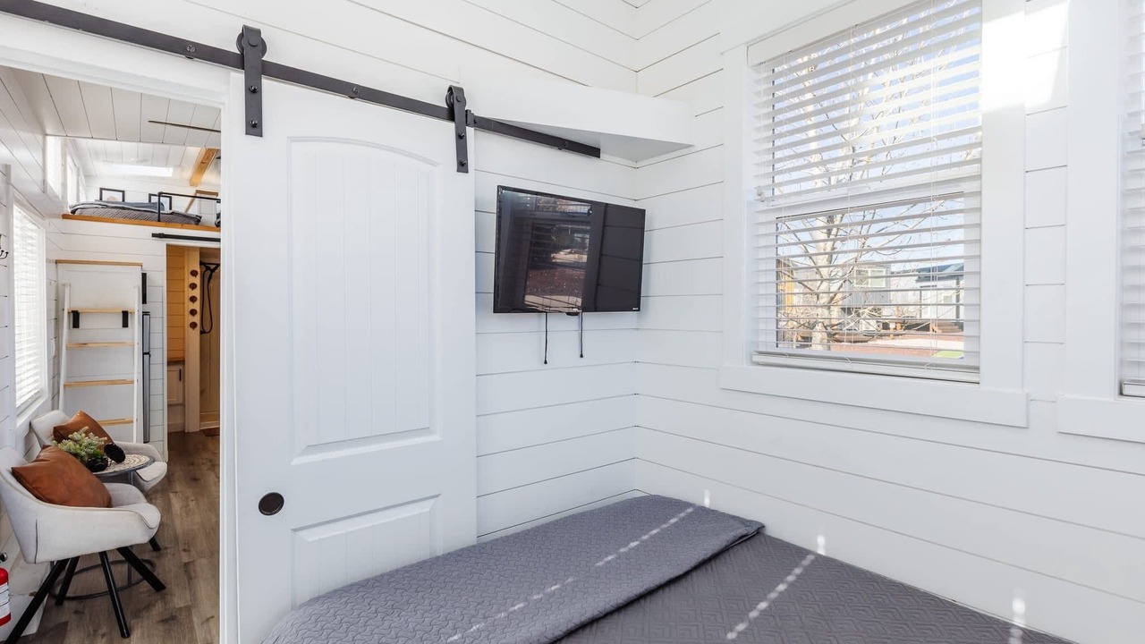 Photo of Bedroom in Apple Valley