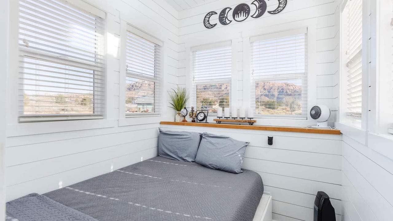 Photo of Bedroom in Apple Valley