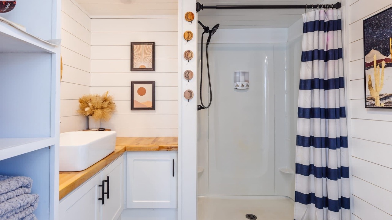 Photo of Bathroom in Apple Valley