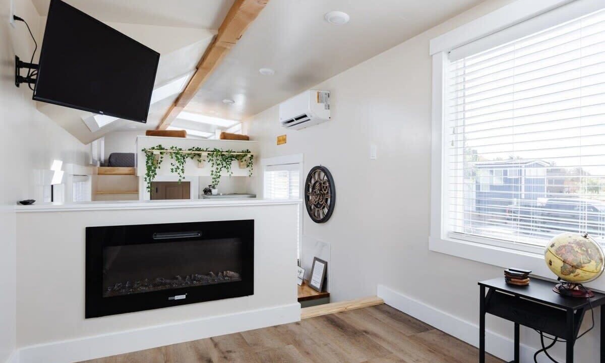 Photo of Livingroom in Apple Valley