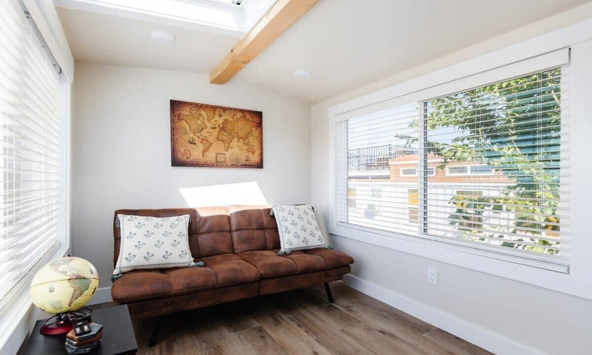 Photo of Livingroom in Apple Valley