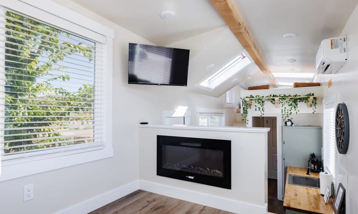 Photo of Livingroom in Apple Valley