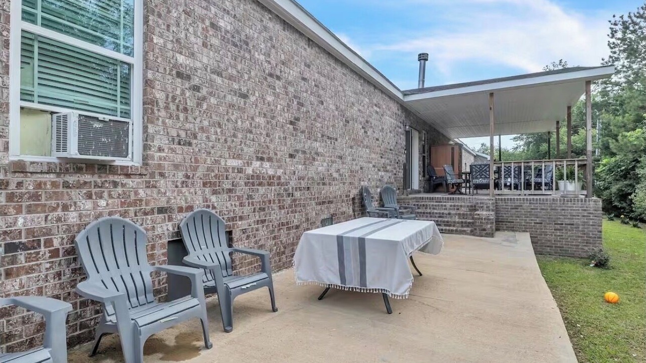 Photo of Outdoor in Mayhew