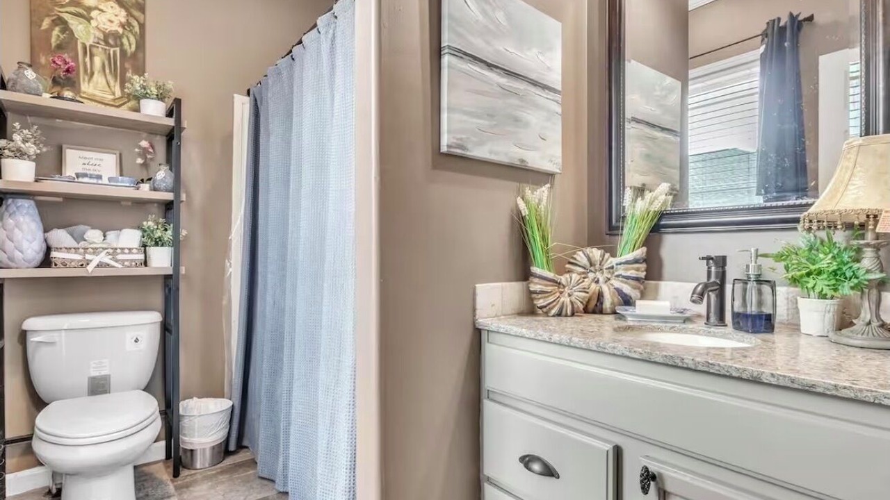 Photo of Bathroom in Mayhew