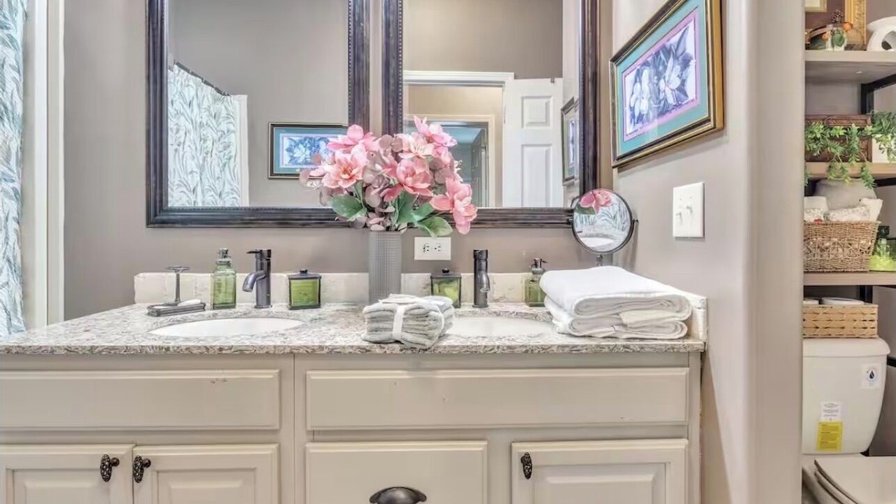 Photo of Bathroom in Mayhew
