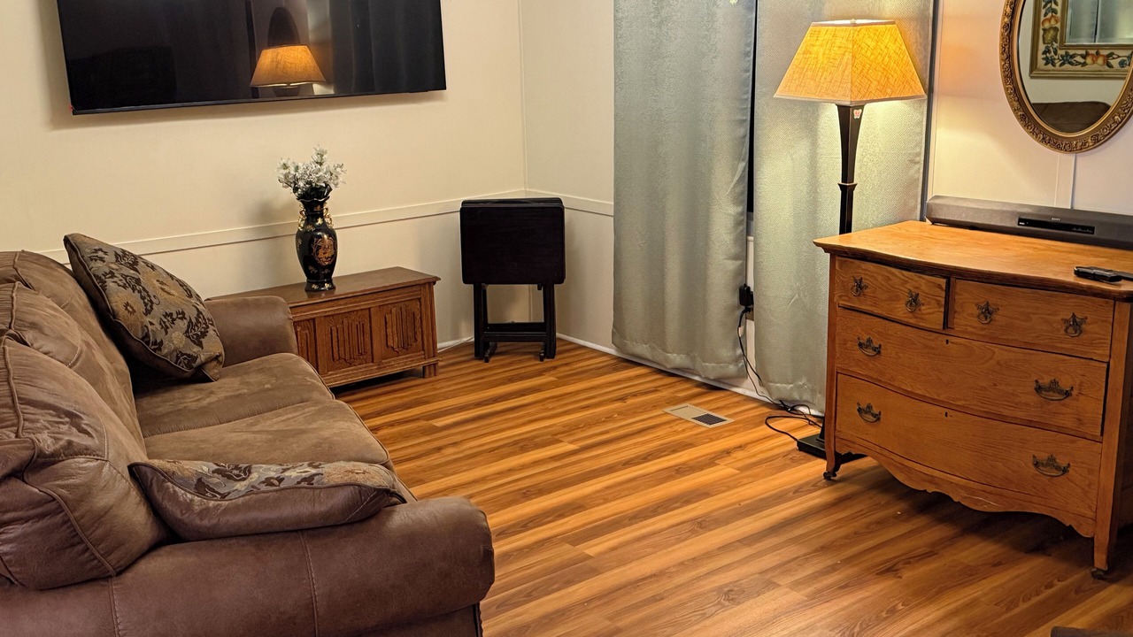 Photo of Livingroom in Colfax