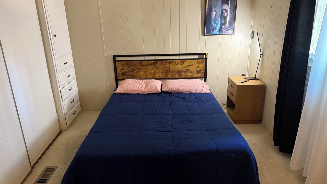 Photo of Bedroom in Colfax