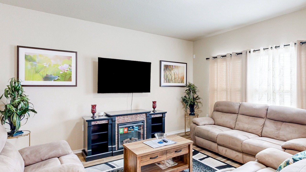 Photo of Livingroom in Wetmore