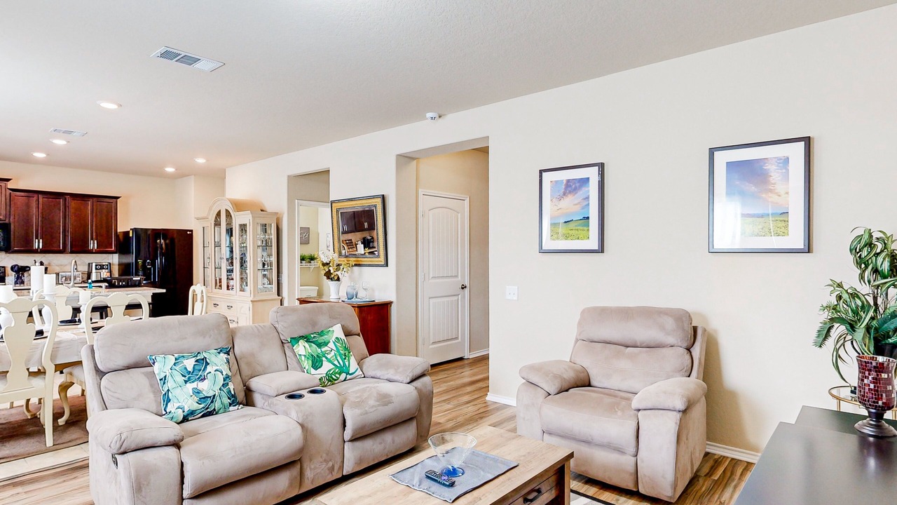 Photo of Livingroom in Wetmore