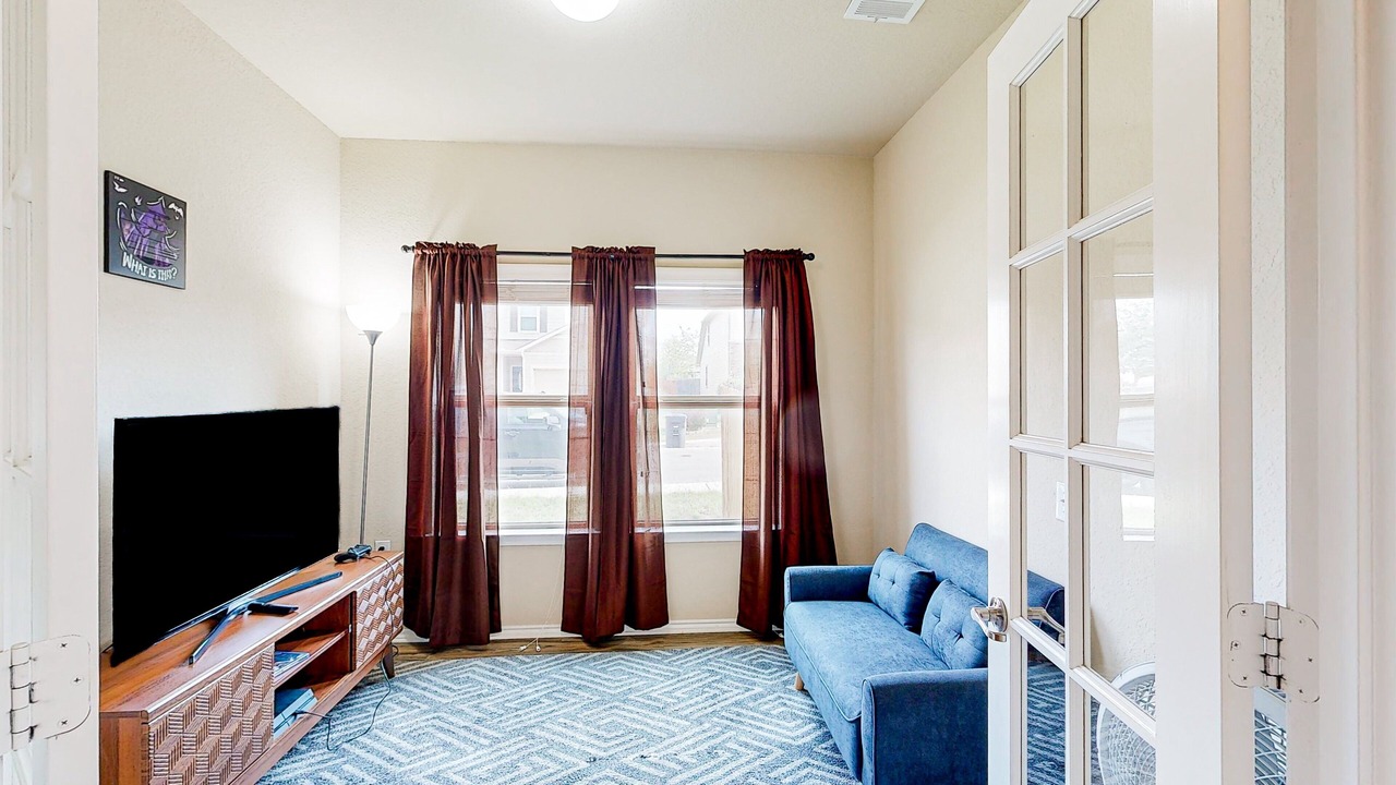 Photo of Livingroom in Wetmore