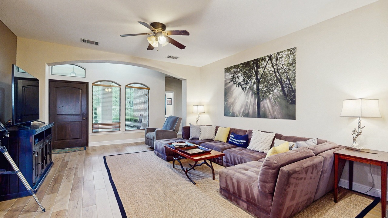 Photo of Livingroom in Dripping Springs