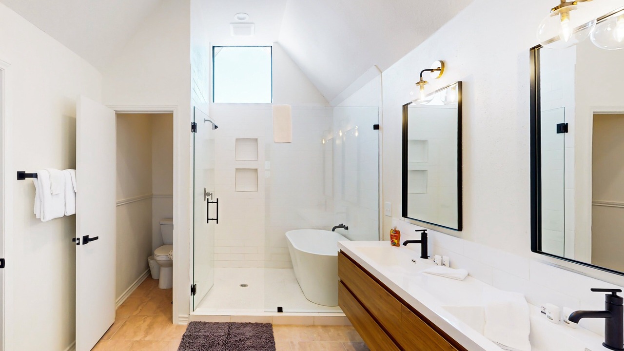 Photo of Bathroom in New Braunfels