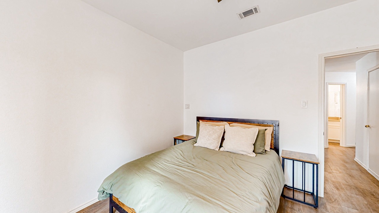 Photo of Bedroom in Buda