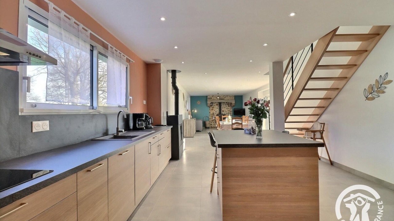 Photo of Kitchen in Saint-Jean-sur-Couesnon