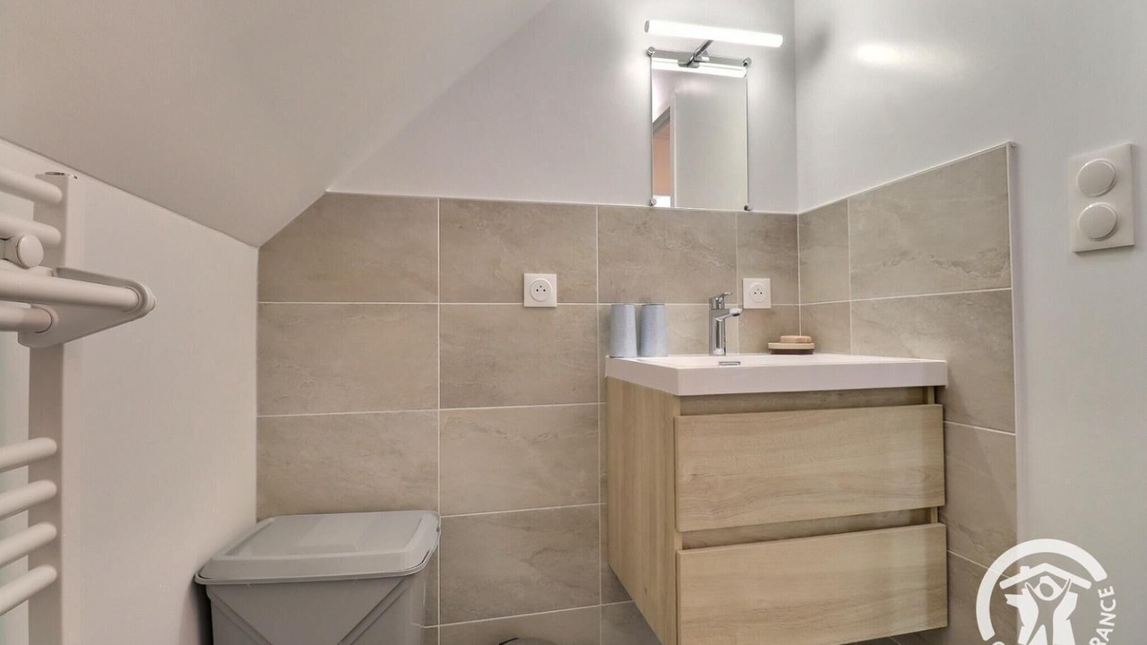 Photo of Bathroom in Saint-Jean-sur-Couesnon