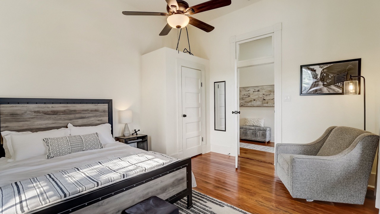 Photo of Bedroom in Near East Side