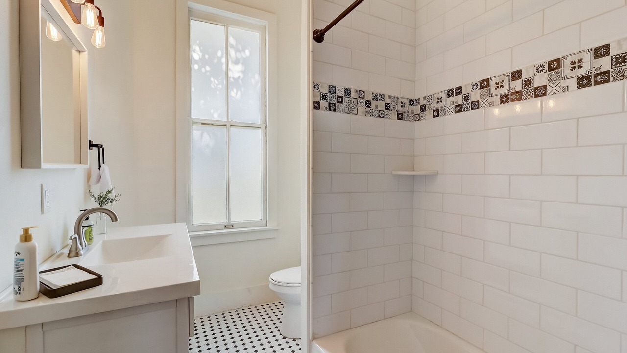 Photo of Bathroom in Near East Side