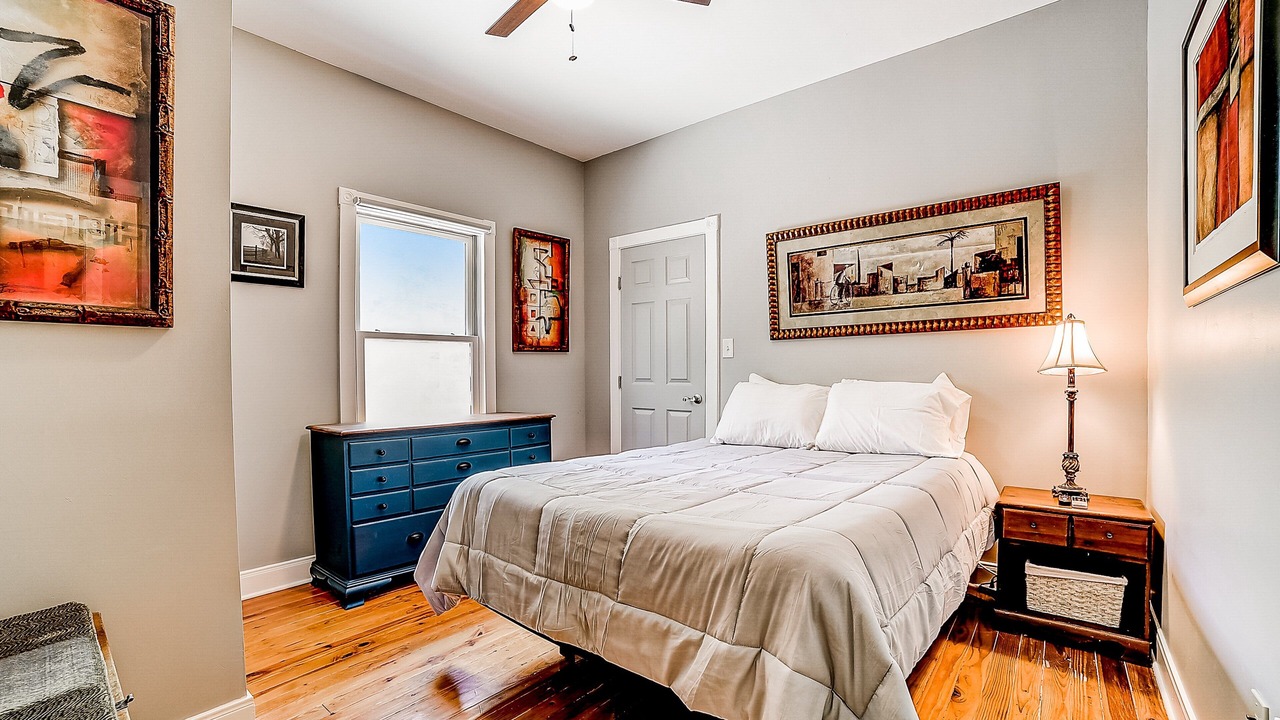Photo of Bedroom in Tobin Hill