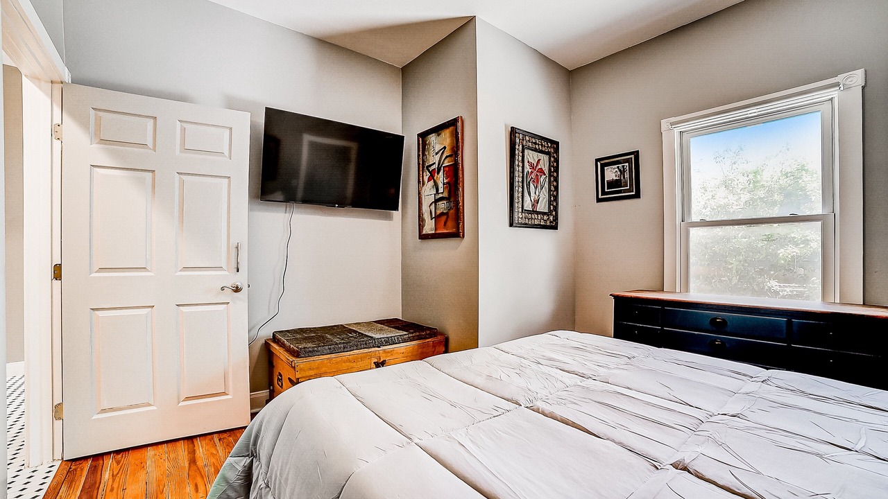 Photo of Bedroom in Tobin Hill