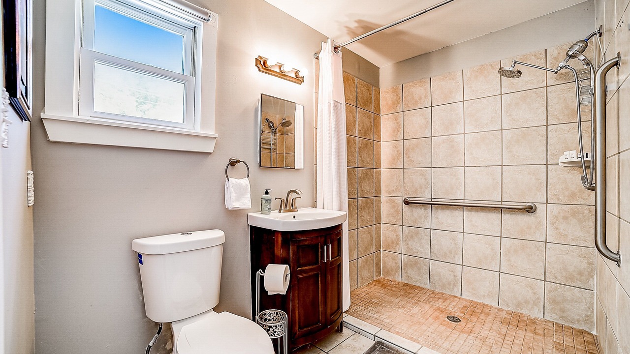 Photo of Bathroom in Tobin Hill