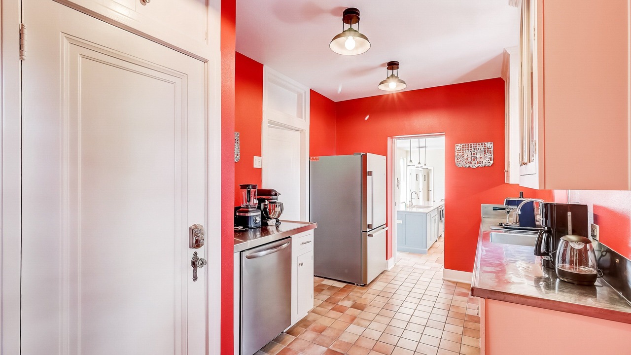 Photo of Kitchen in Oak Park - Northwood