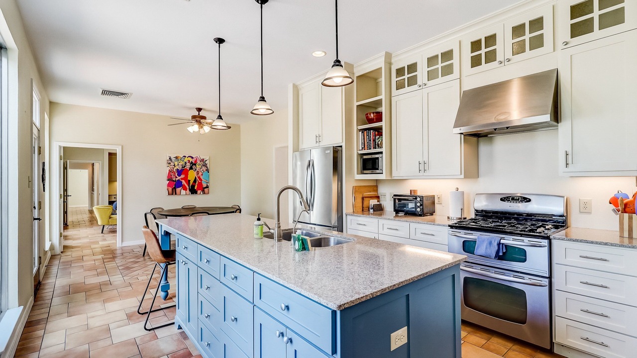 Photo of Kitchen in Oak Park - Northwood