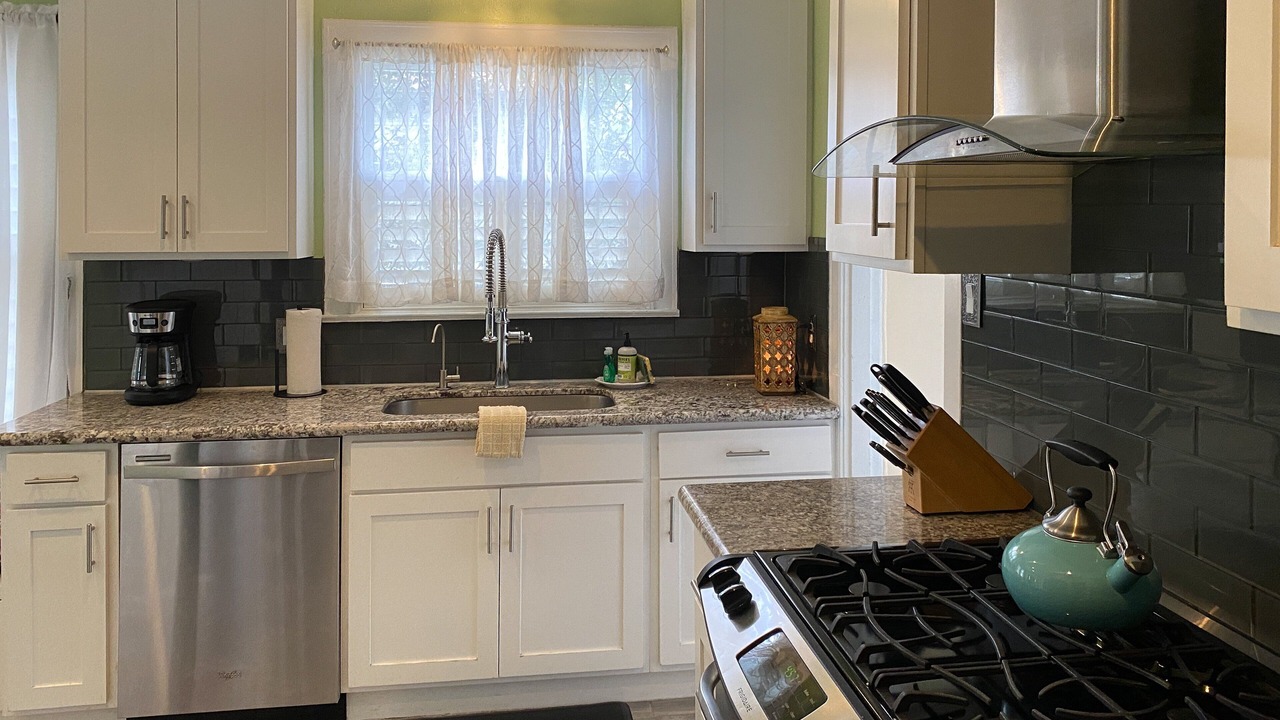 Photo of Kitchen in Woodlawn Lake