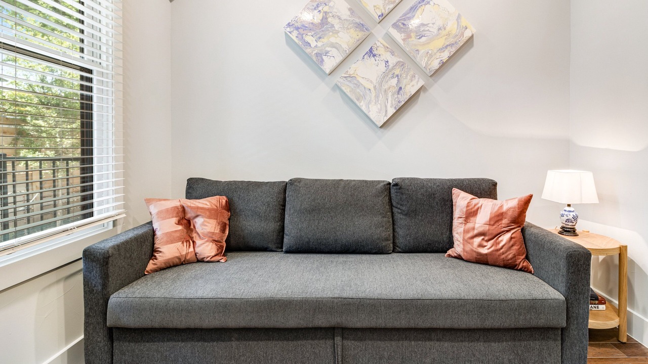 Photo of Livingroom in Tobin Hill