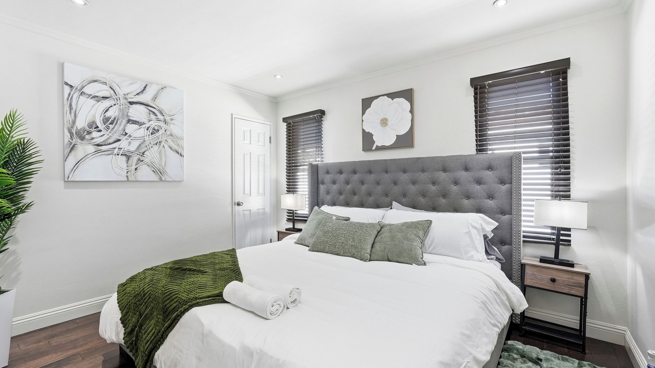 Photo of Bedroom in South Wrigley
