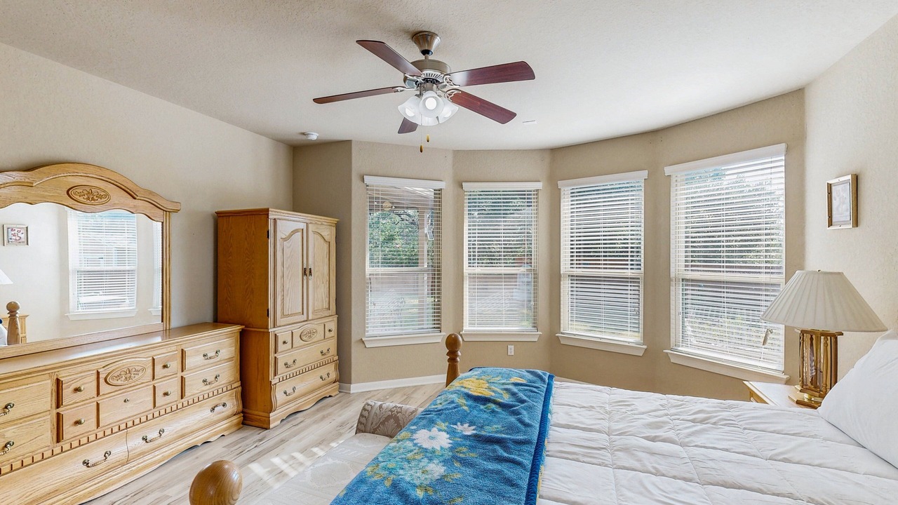Photo of Bedroom in Scenic Oaks