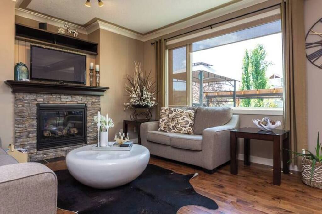 Photo of Livingroom in Cochrane