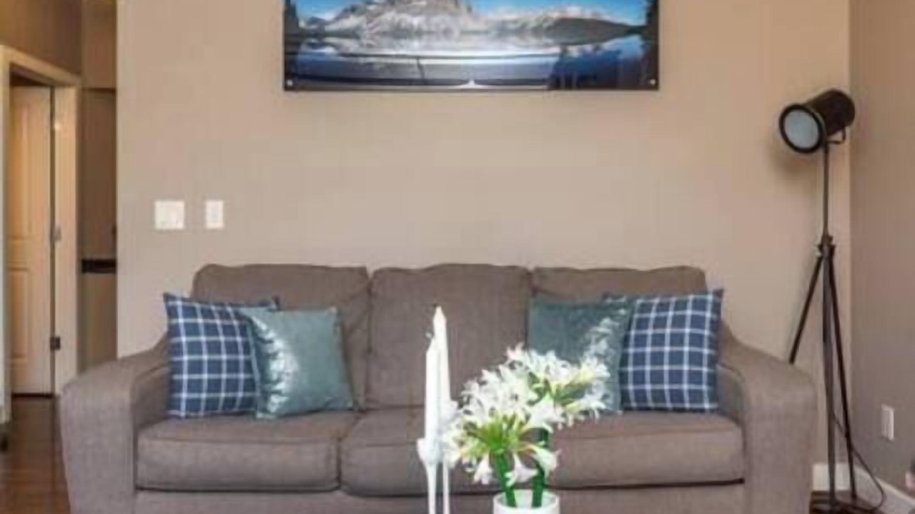 Photo of Livingroom in Cochrane