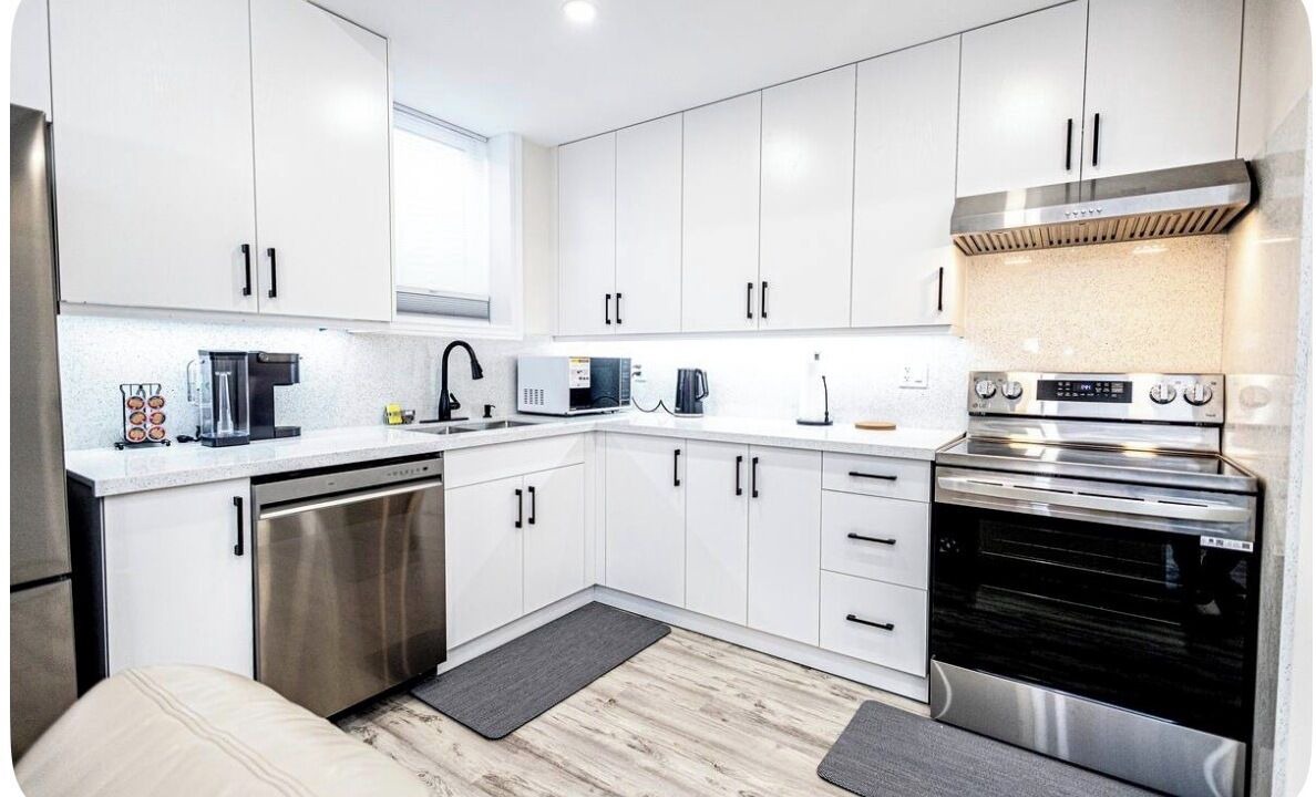 Photo of Kitchen in New Tecumseth