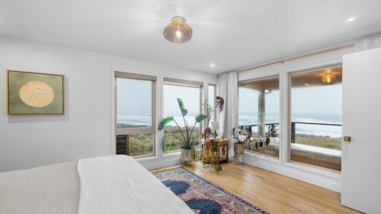 Photo of Bedroom in Pacific City